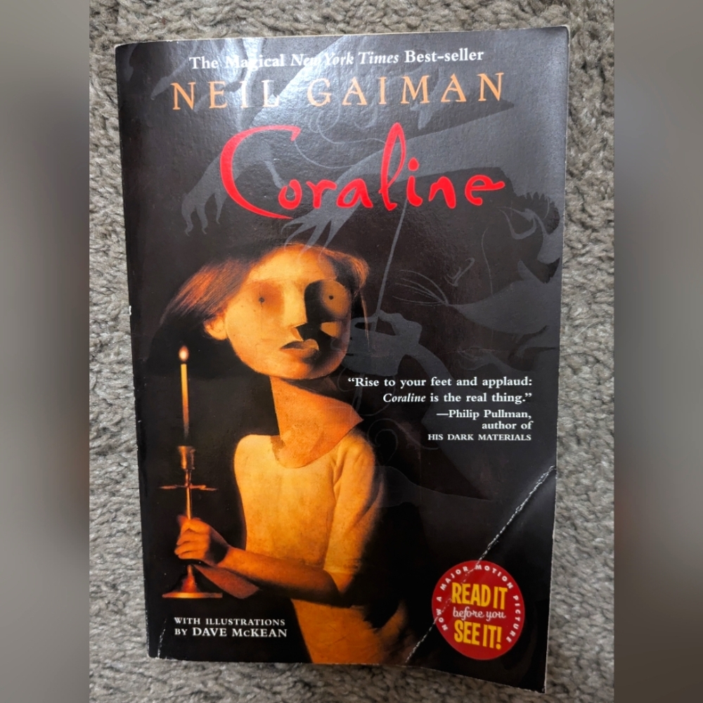 Coraline by Neil Gaiman Paperback Book